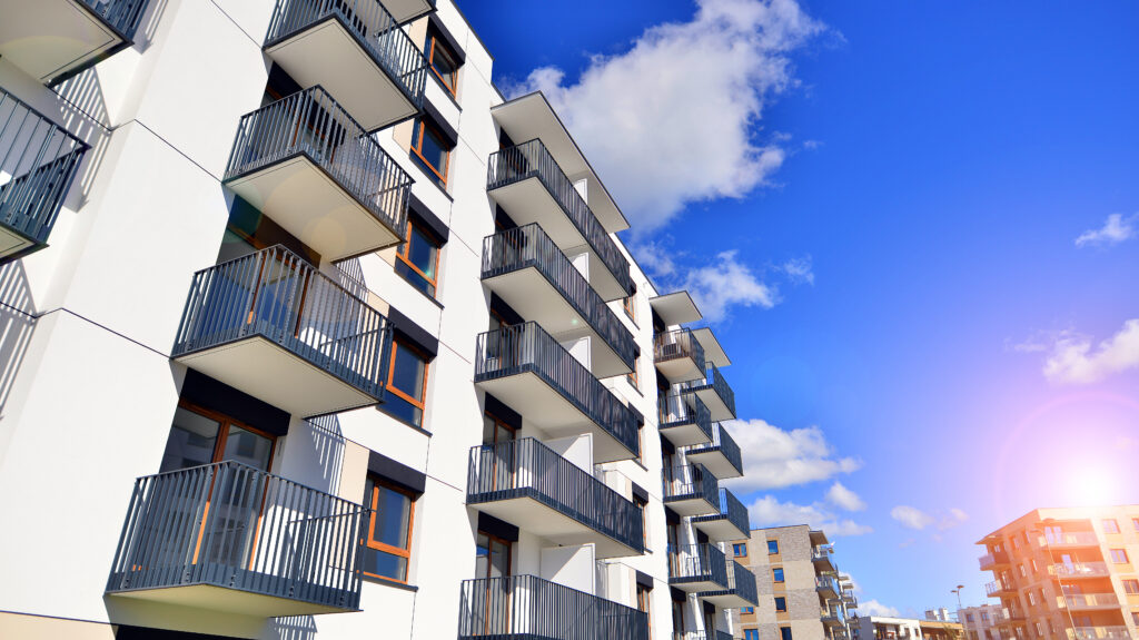 Rahaa asunnosta myyntiaikana